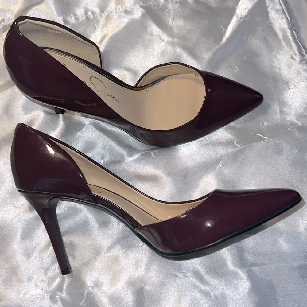 Burgundy Wine Patent Leather -Jessica Simpson Heels Gorgeous color -sexy design!